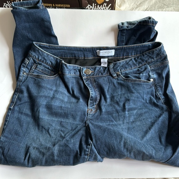 Lane Bryant Mid Rise Super Stretch Skinny Jeans 18R - Picture 1 of 5
